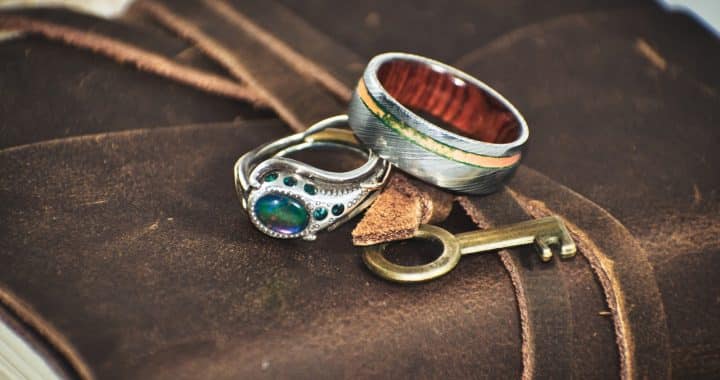 How to Buy an Antique Ring
